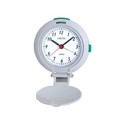 Relógio despertador branco da marca ORCYL com botão verde SNOOZE