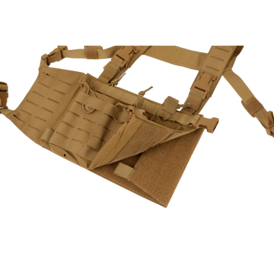 Colete tático castanho com bolsos e fechos de velcro