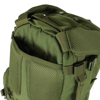 Mochila táctica verde com bolsos e alças ajustáveis