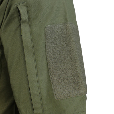 Manga de roupa militar verde com bolso e velcro cinzento