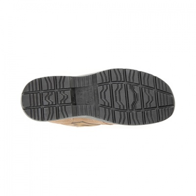 Sola preta de sapato com padrão antiderrapante e texto 'TIMBERLAND'