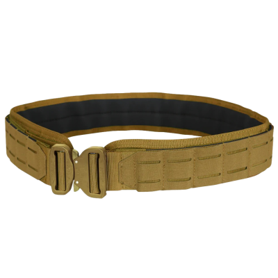 Cinto tático castanho claro com fecho metálico e interior acolchoado preto