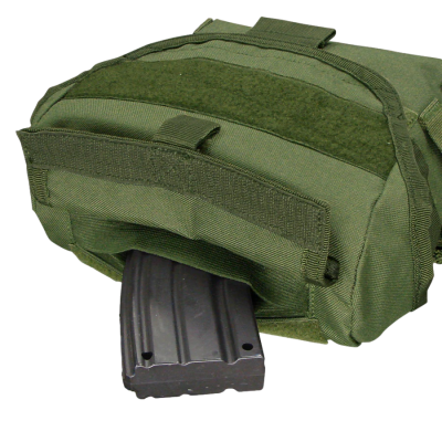 Bolsa tática verde com carregador metálico preto