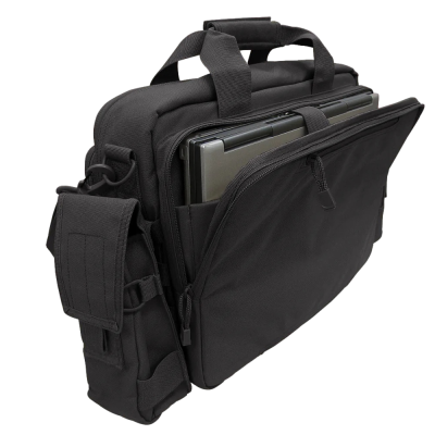 Mala preta para portátil com alça de mão e bolso exterior aberto com portátil prateado