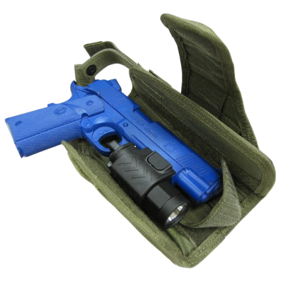 Pistola azul de treino com lanterna preta em coldre verde militar