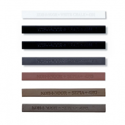 Set de lápis de cor KOH-I-NOOR em várias cores com texto gravado
