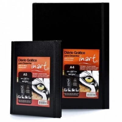 Dois diários gráficos para desenho inart em preto, tamanhos A5 e A4 com etiquetas