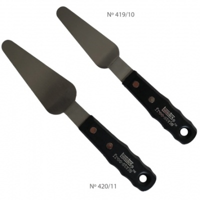 Duas espátulas metálicas com cabos pretos e texto 'Mundial PRO-ESTILO' num fundo branco