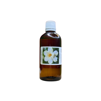 Garrafa de vidro castanha com tampa branca e etiqueta com imagem de flor branca com texto em português.