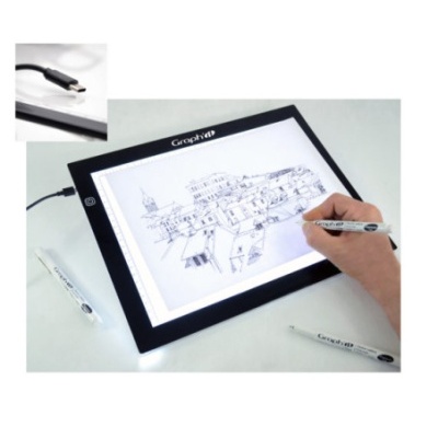 Mesa de luz preta e branca Graph'it com desenho, canetas e cabo USB