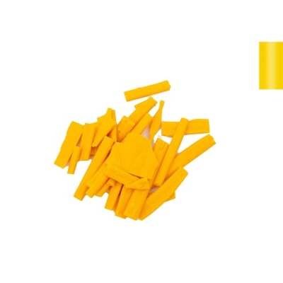 Palitos de madeira amarelos junto com bloco amarelo em fundo branco