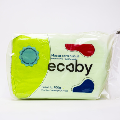 Embalagem de massa para biscuit ecoby com texto e selo azul ecologicamente correto