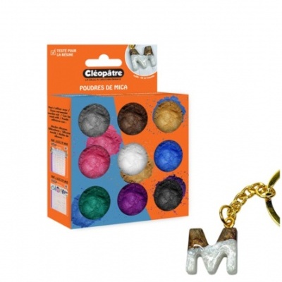 Conjunto de pós de mica Cléopâtre com chaveiro letra M