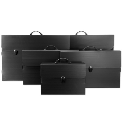 Cinco pastas malas pretas com fecho e alça