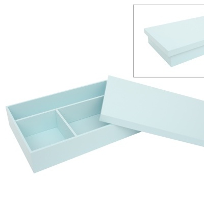 Caixa organizadora azul clara com divisão interior e tampa destacável