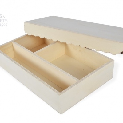 Caixa de madeira com tampa e divisórias internas