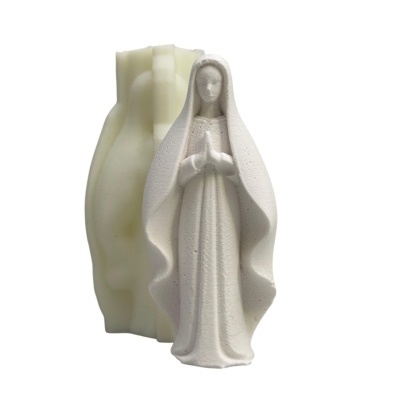 Molde de silicone branco e estátua branca de figura feminina em oração