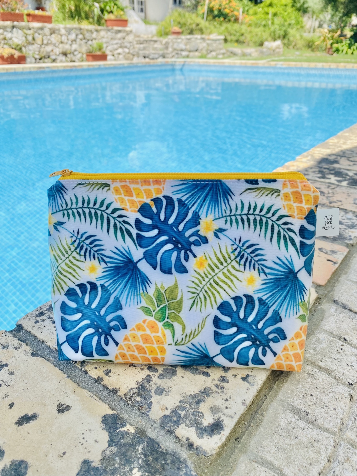 Necessaire Plastificada Pequena Arruda Pineapple