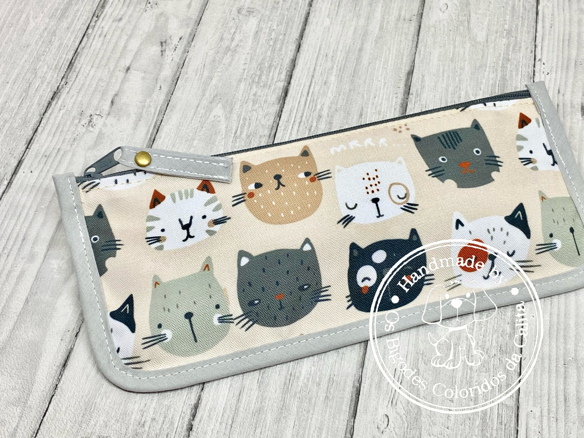 Estojo Meia-Lua Cats