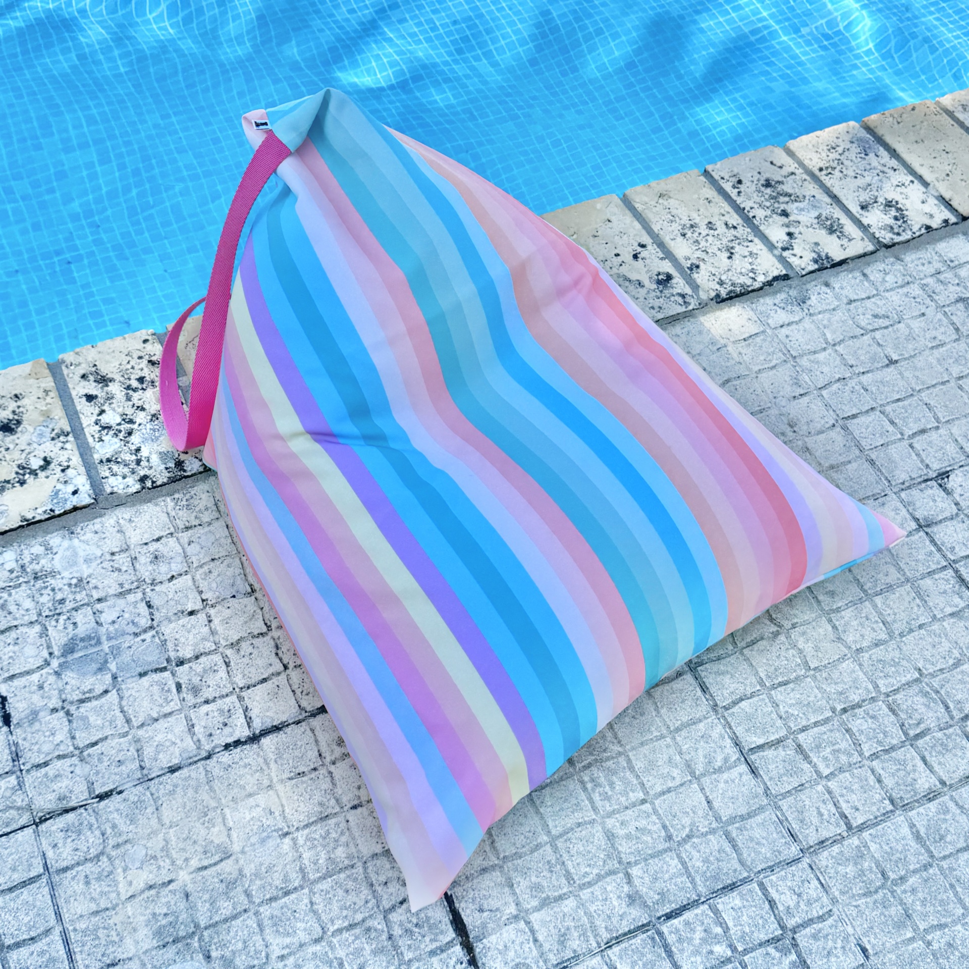 Puff de Praia #37 (versão de capa amovível)