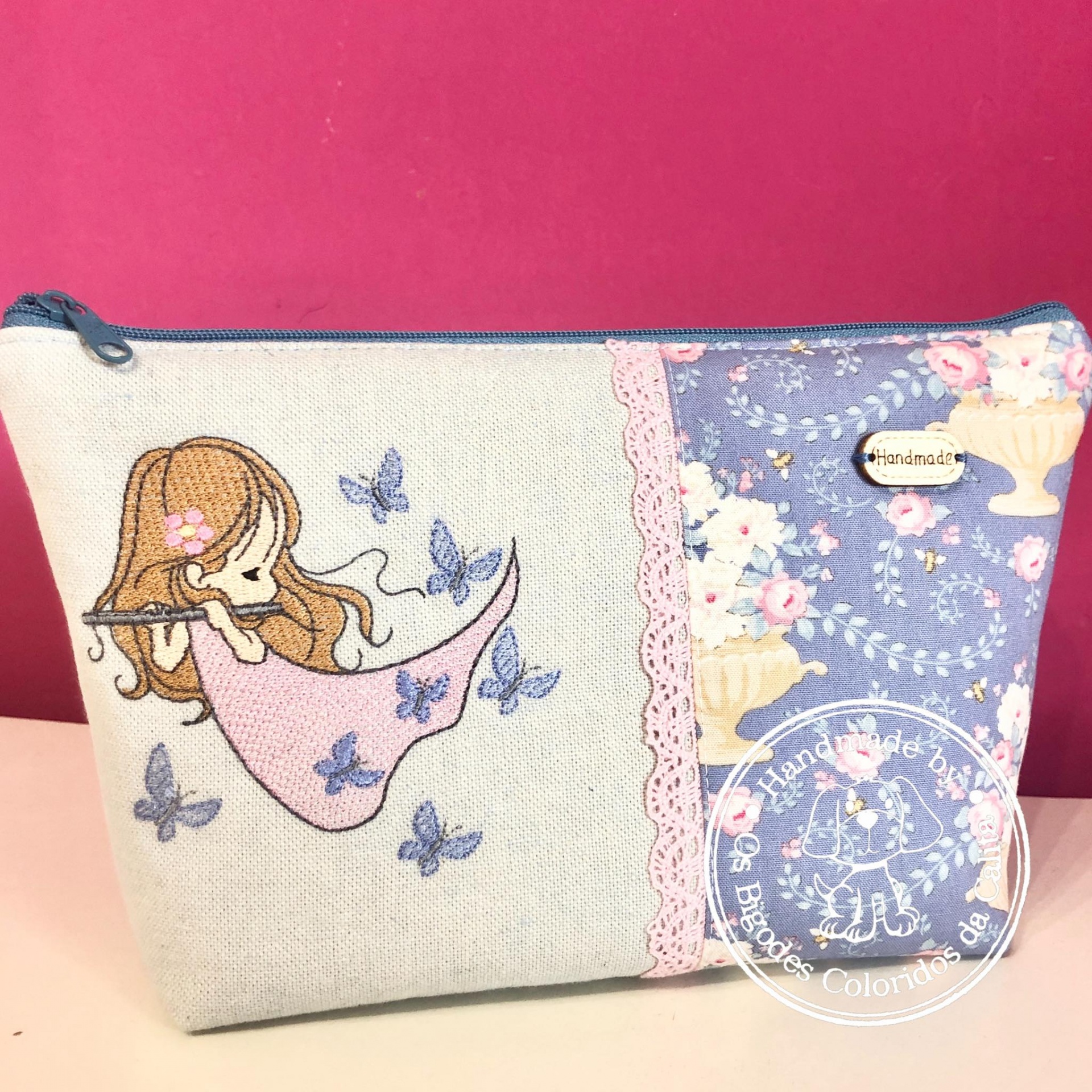 Necessaire Menina com Flauta