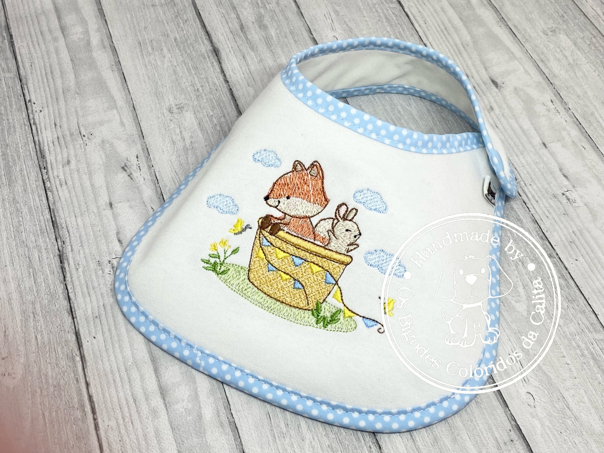 Babete Brincar no cesto