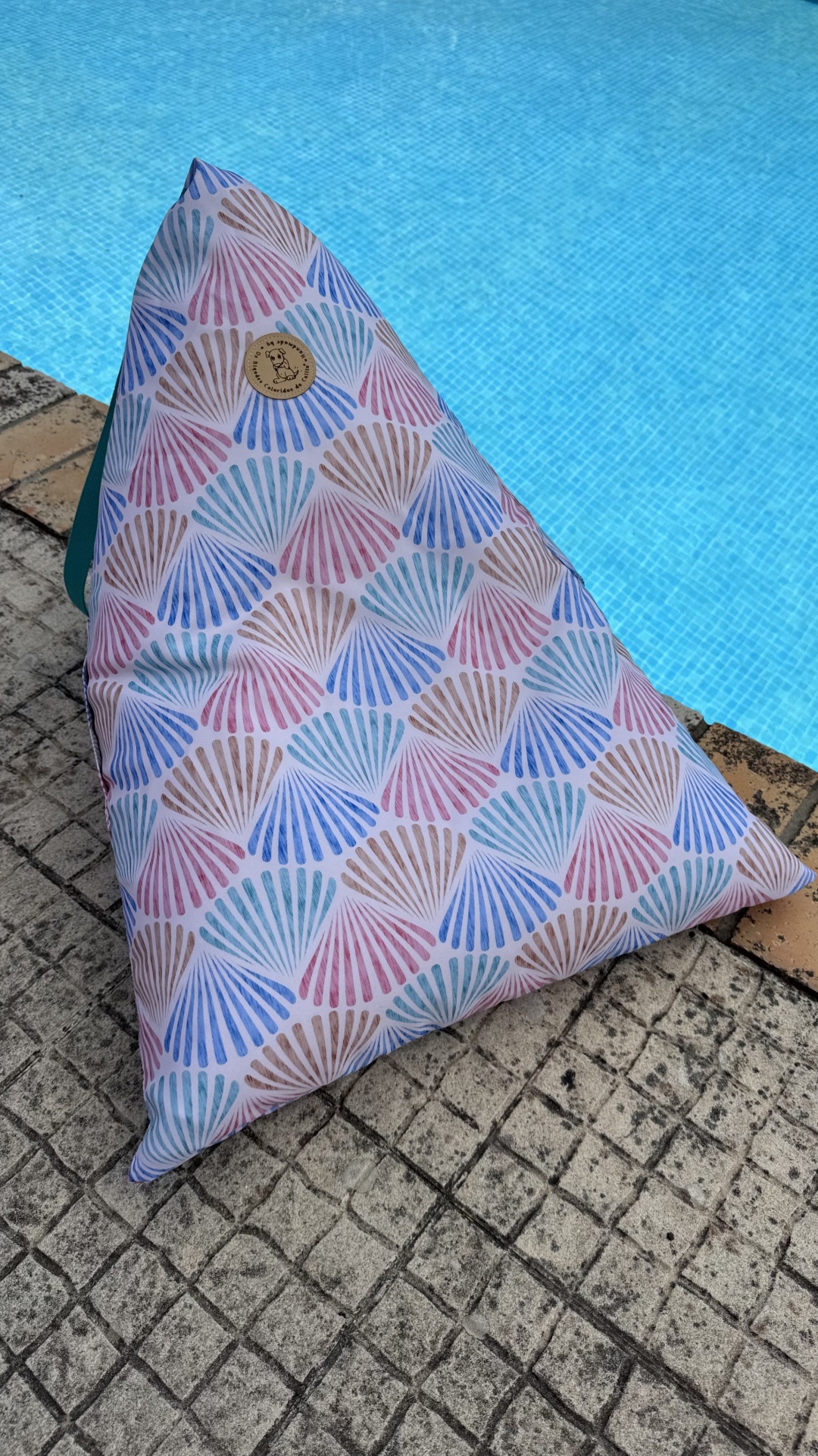 Puff de Praia #113 (versão de capa amovível)