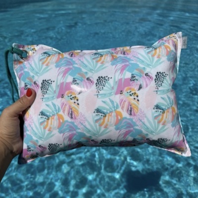 Almofada de Praia Flores Tropicais