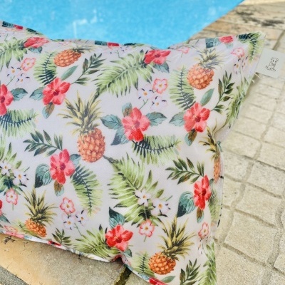 Almofada de Praia Ananases e Hibiscos