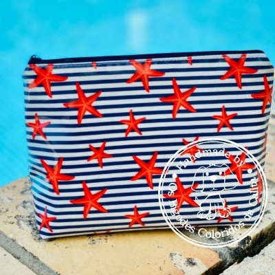 Necessaire Plastificada Pequena Riscas