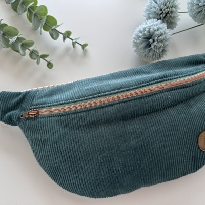 BumBag Bombazina Azul Petróleo