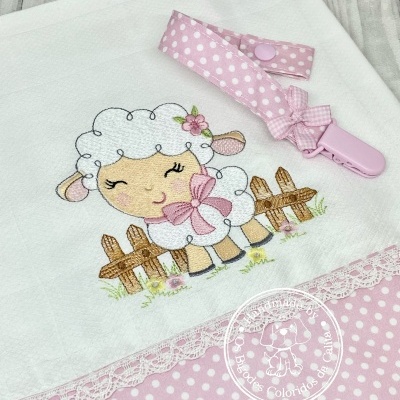 Ovelhinha Menina com Cerca