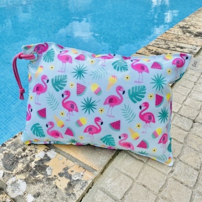 Almofada de Praia Flamingos e Gelados