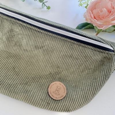 BumBag Bombazina Verde Musgo