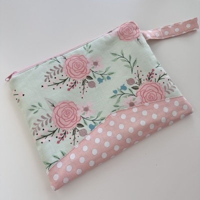 Bolsa de Mão Bolas Rosa