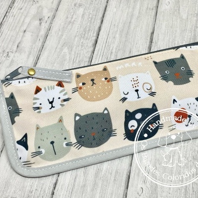 Estojo Meia-Lua Cats