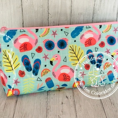 Necessaire Plastificada Grande Flamingos Verde Água