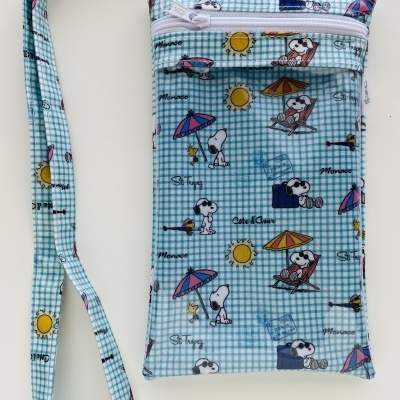 Bolsa Telemóvel Snoopy Praia