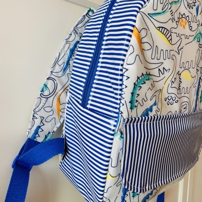 Mochila Dinossauros Desenhados