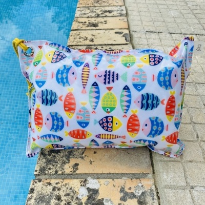 Almofada de Praia Peixes Coloridos