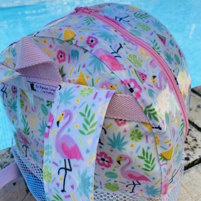 Mochila de Praia Flamingos Florais