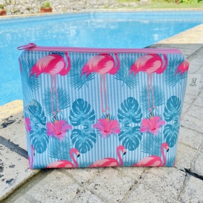 Necessaire Plastificada Pequena