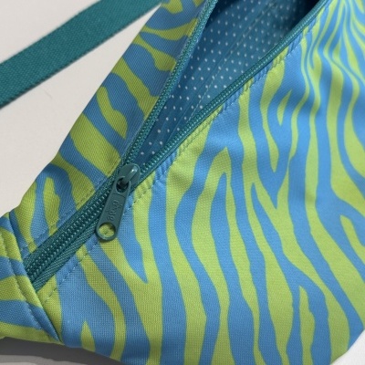 BumBag Zebra Verde e Azul
