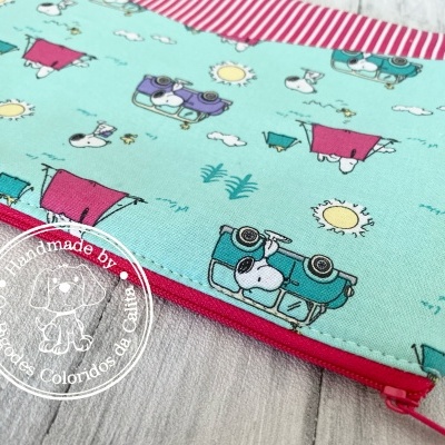 Bolsa de Mão Snoopy Campismo