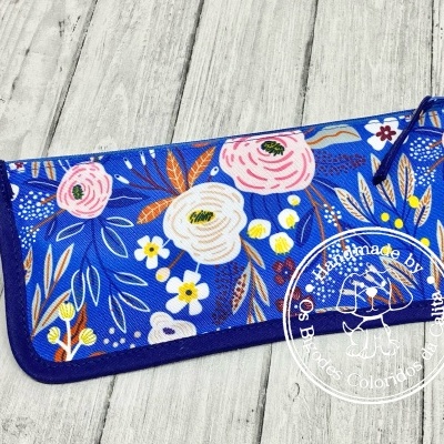 Estojo Meia-Lua Blue Flowers