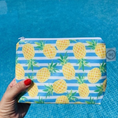 Necessaire Plastificada Pequena Ananases