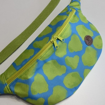 BumBag Vaca Verde e Azul