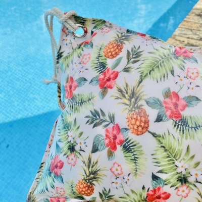 Almofada de Praia Ananases e Hibiscos