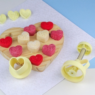 Molde Ejetor Brigadeiro Corações