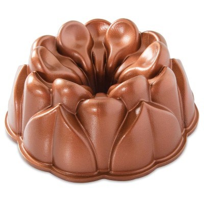 Forma Nordic Ware Magnolia Bundt